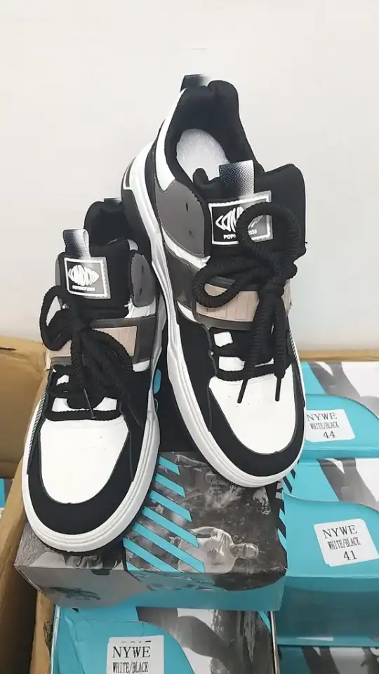 Продажа мужских и женских кроссовок, фотография 4