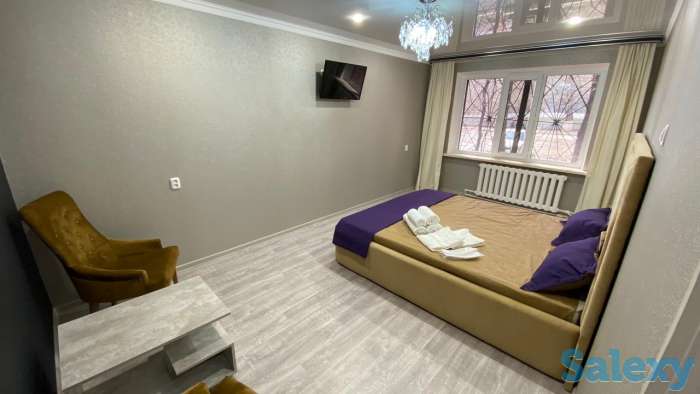 Аренда квартиры. Посуточно. Центр., Пр.Металлургов 30/1, фотография 2