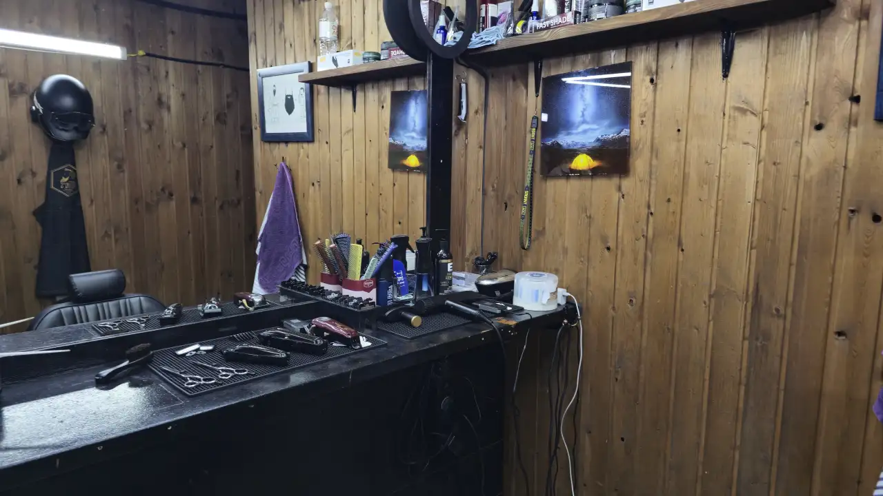 Сдаётся в аренду кресло для барбера, в Barbershop Kings, за 100 тысяч тенге в месяц., фотография 2