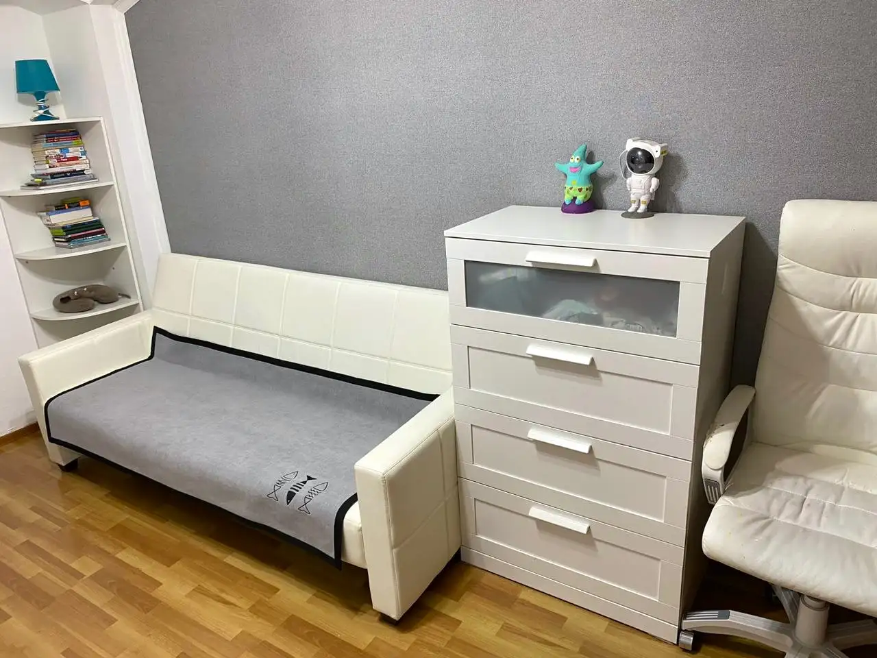 Двушка в самом центре Алматы недорого срочно, 68 кв.м., фотография 1