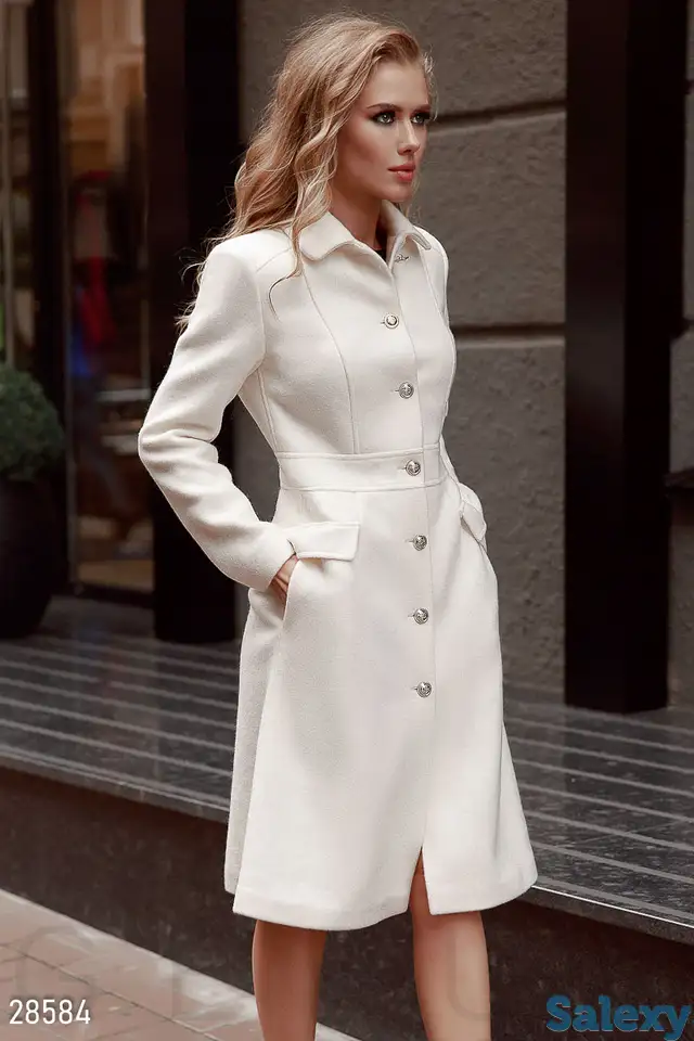 Силуэтное шерстяное пальто, фотография 1