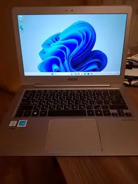 Asus Zenbook ux330ua, фотография 1