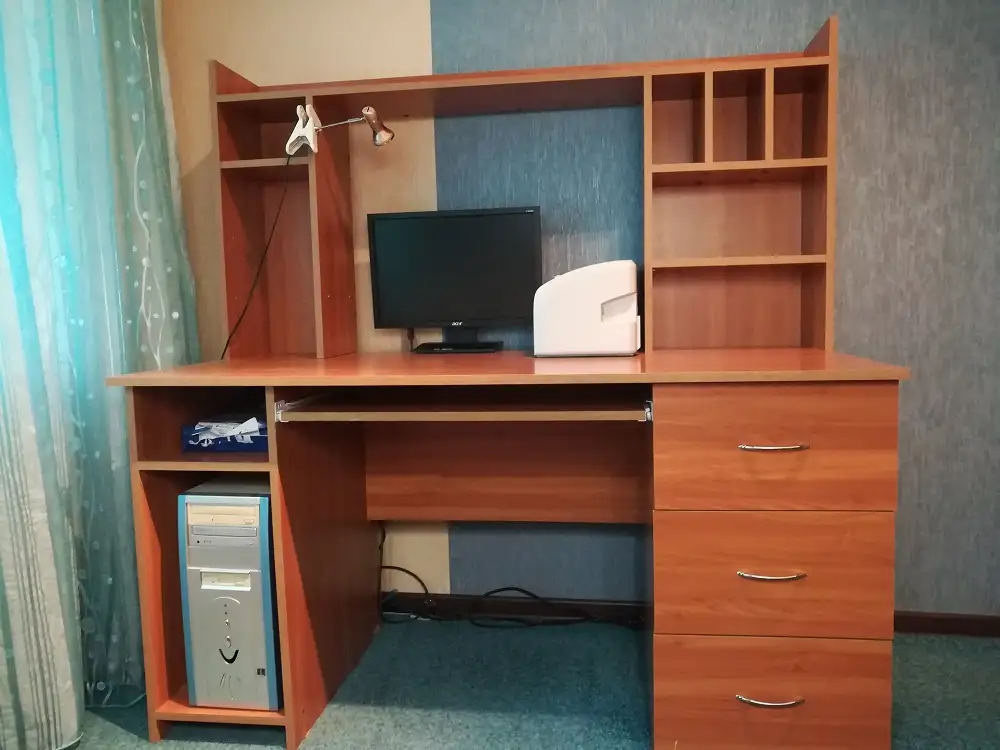 Стол письменный, фотография 1