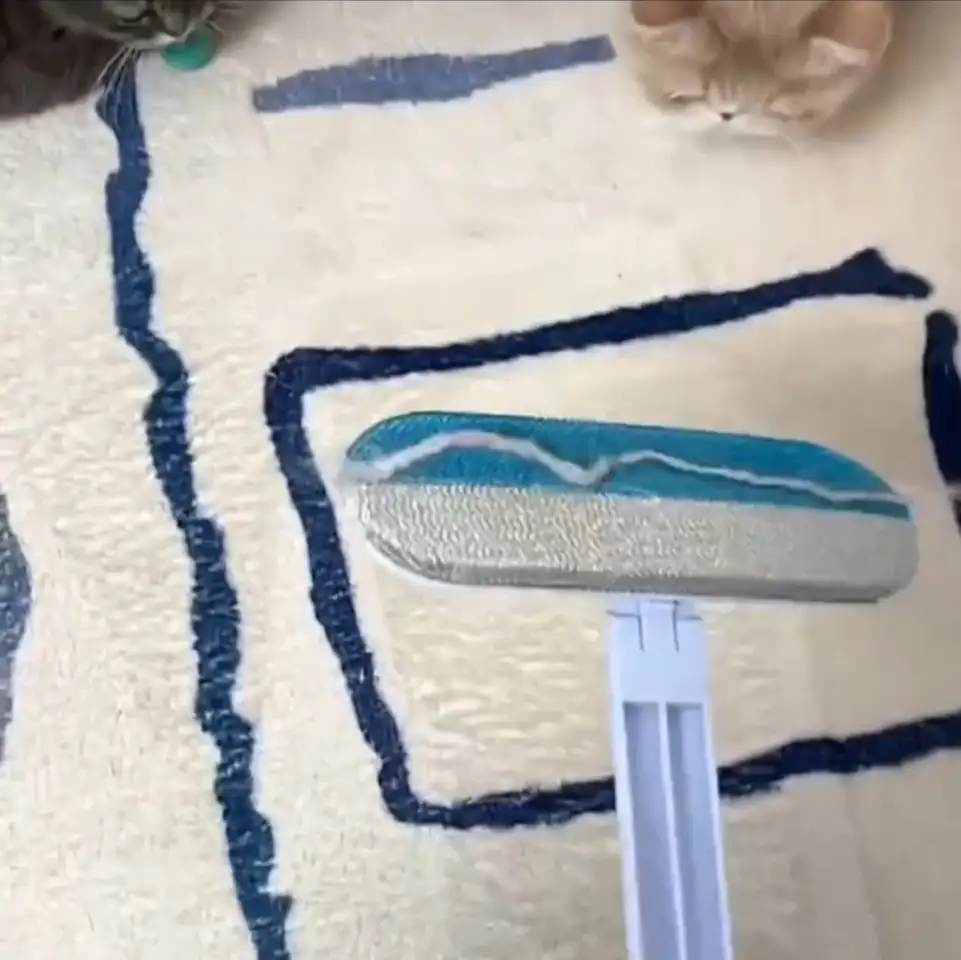 Щётка для сбора шерсти с ковров новая, фотография 2