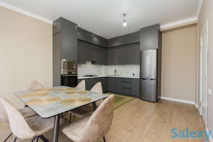 4-комнатный дом, 200 м², 3.5 сот., мкр Карагайлы, КГ Adem Village, фотография 1