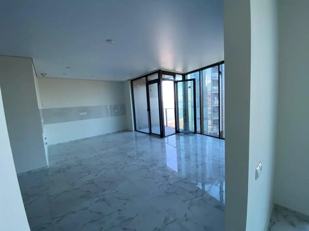 Продается Квартира 50 метров до моря в элитном комплексе. Цена СНИЖЕНА Батуми., фотография 1