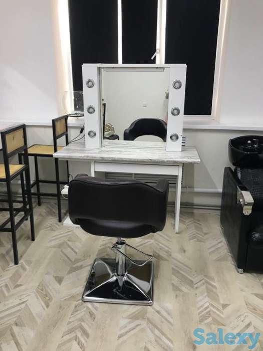 Возьмем на работу парикмахера-колориста, универсала, специалиста по выпрямлению волос, фотография 2