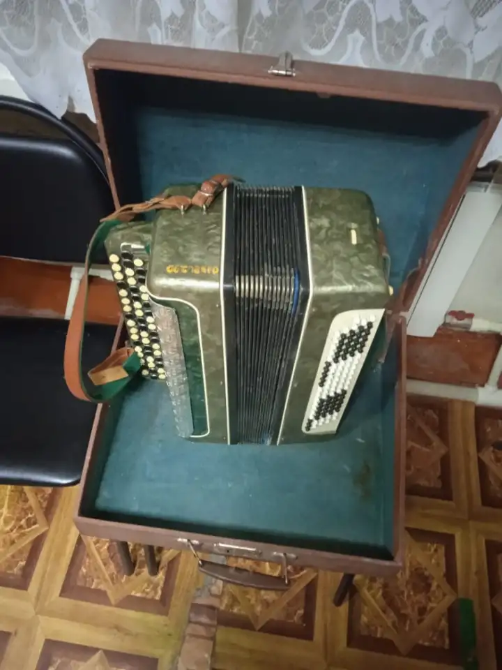 Баян в хорошем состоянии, фотография 2