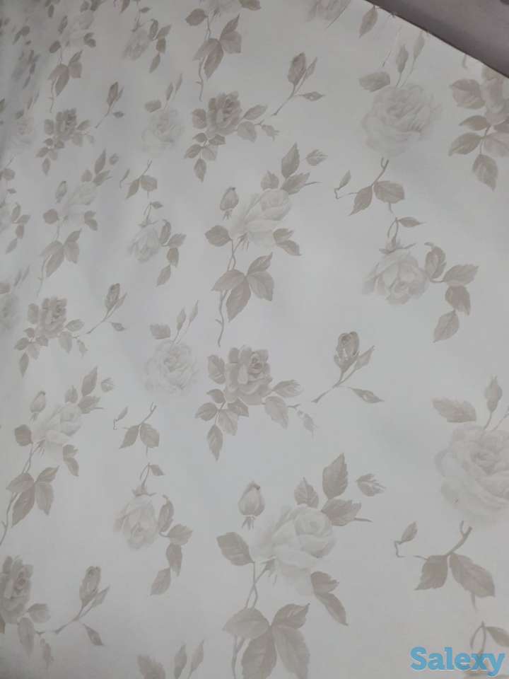 Скатерть клеенка производство Италия белая с серебром Розы, фотография 1