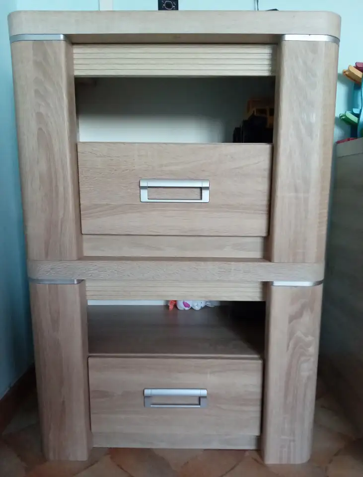 Тумбочки сатылады екеу 20 мы а берем, фотография 1