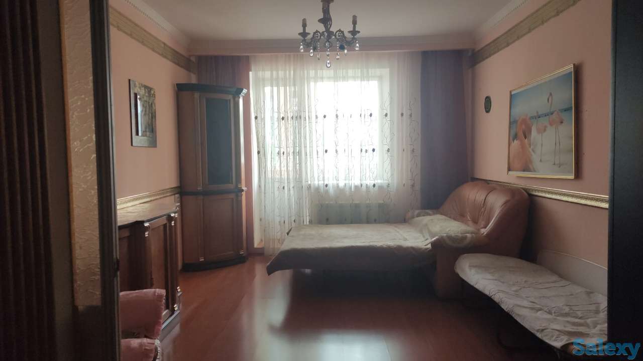 Сдам срочно комнату  в 3-х ком.кв.центре, 1 либо 2 -м, девуш.(Республики-Кенесары), фотография 1