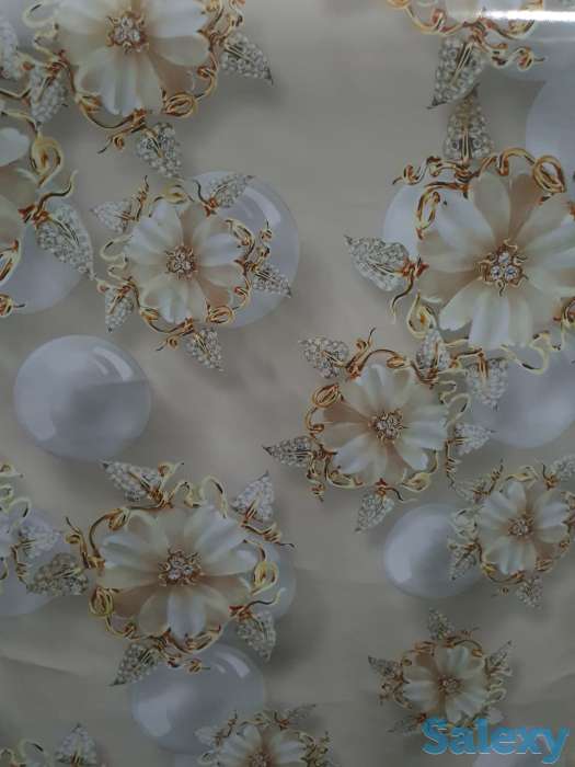 Клеенка праздничная золотая c декоративными цветами и жемчугом, фотография 2