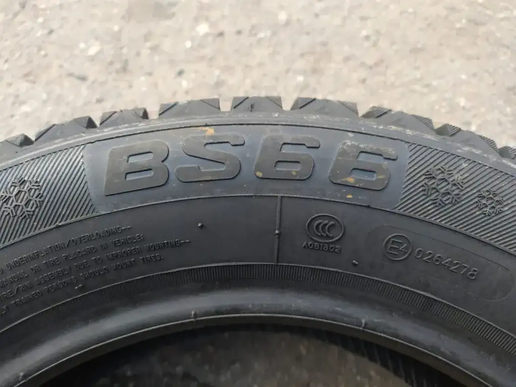 185.60.14 Boto BS66 82Q, фотография 7