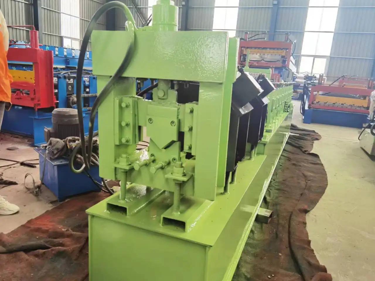 Станок для изготовления уголка, фотография 3