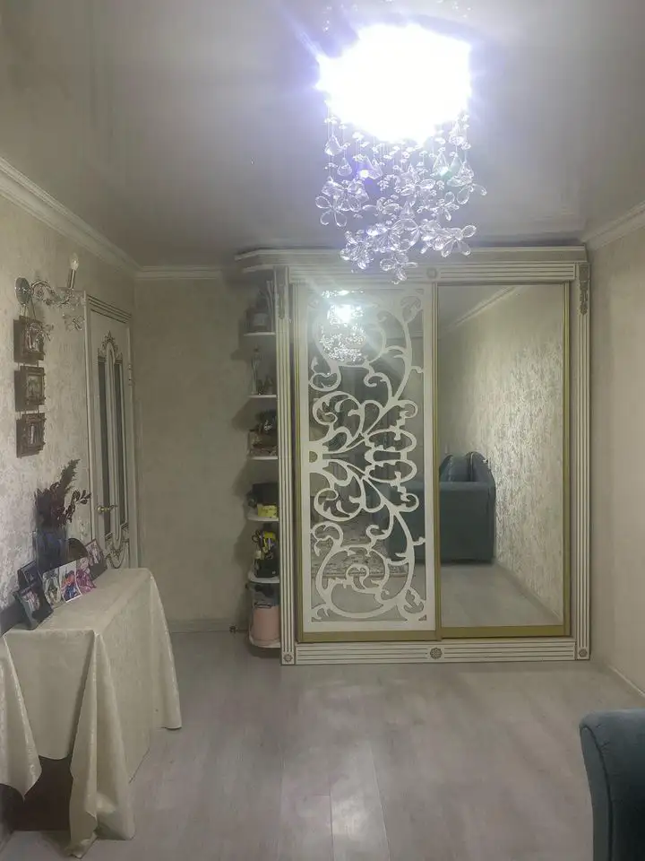 Сдам 1 комн квартиру со свежим дорогим капитальным евроремонтом. Дорогая новая мебель, делали для себя поэтому не жалели, фотография 1