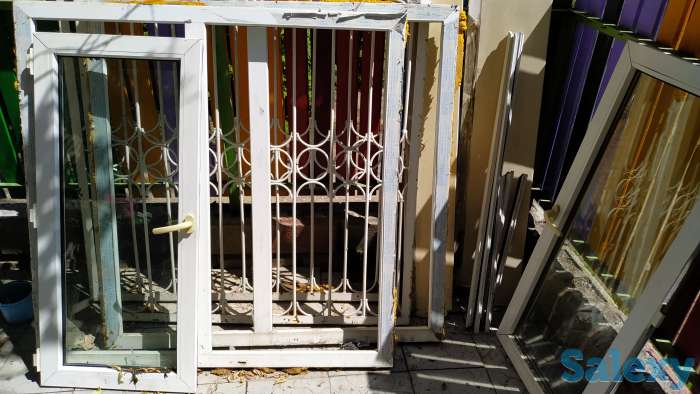 ПРОДАМ ПЛАСТИКОВЫЕ ОКНА И РЕШЕТКИ, фотография 1