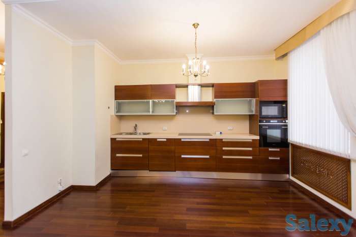 4-комнатная квартира, 172.5 м², 5/7 этаж, Кажымукана, фотография 2