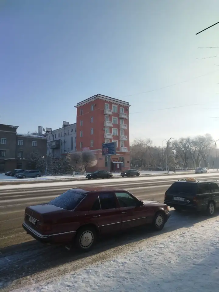 Сдаётся в аренду 2-этажное помещение по адресу: Абая 2 бывший Ленина, фотография 3