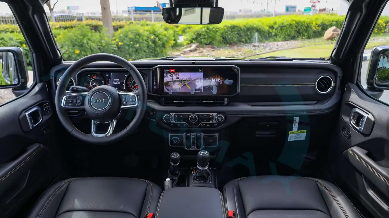 Jeep Wrangler Unlimited Sahara, фотография 4