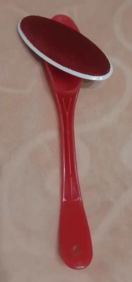 Продам щётку для одежды с поворотным механизмом, фотография 2