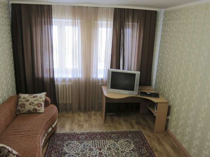 2-комнатная квартира, Достык  — Хаджи Мукана, фотография 1