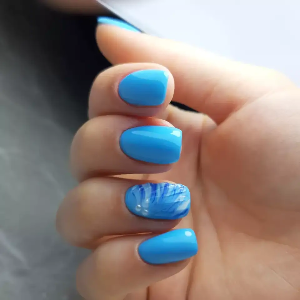 Маникюр, плетение волос, прически, фотография 10