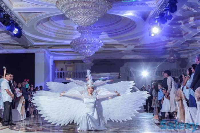 Выход невесты на свадьбу, фотография 1