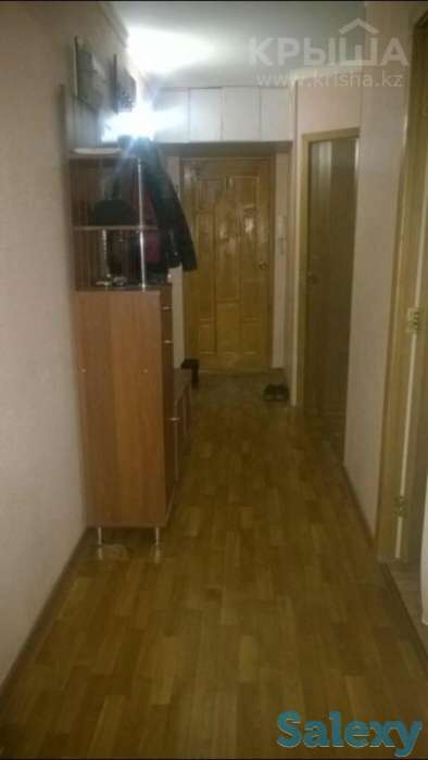 3-комнатная квартира, 60 м², 4/5 эт., Махамбета 128, фотография 1