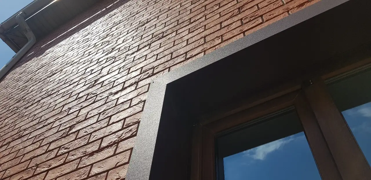 Металлические откосы, отливы, накрывки на парапет, фотография 1