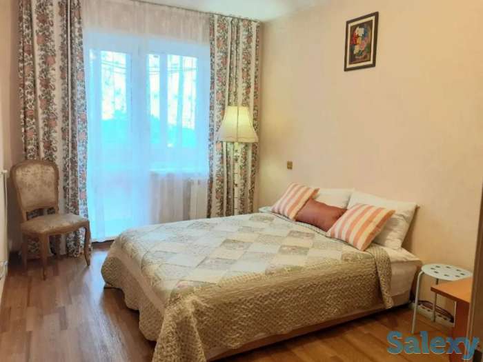 Сдаю 2-комнатную квартиру в центре города, фотография 1