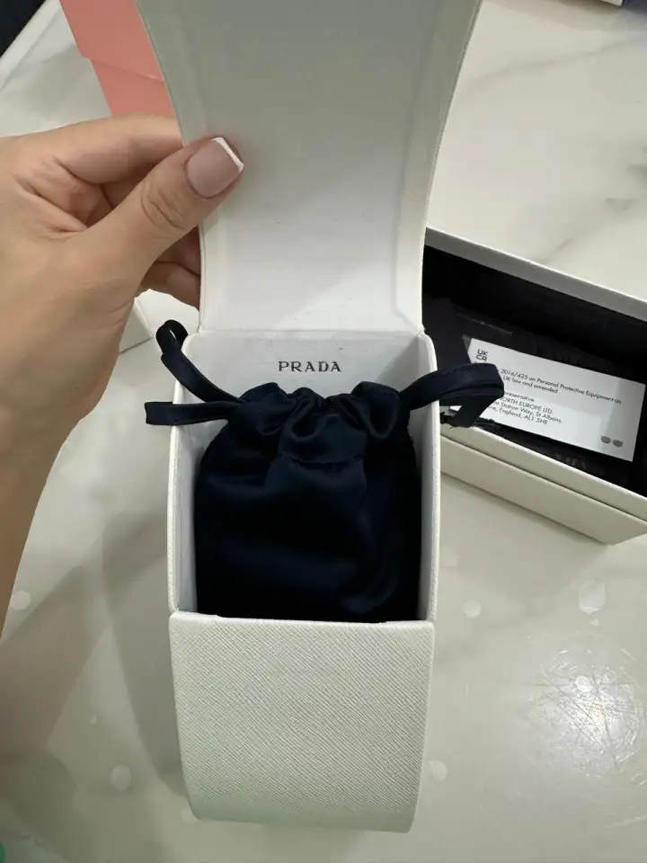 Очки Prada, фотография 6