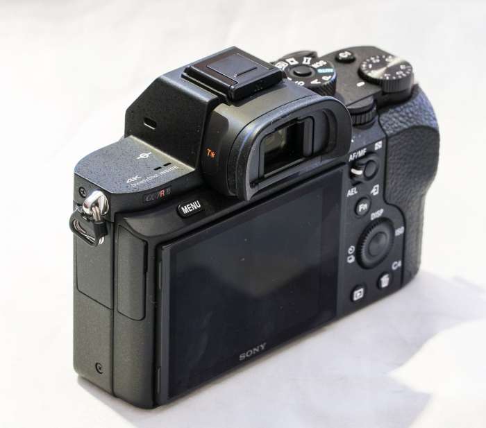 Sony Alpha a7R II беззеркальных цифровых фотокамер (только корпус), фотография 4