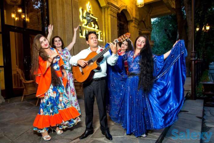 Цыганский ансамбль 