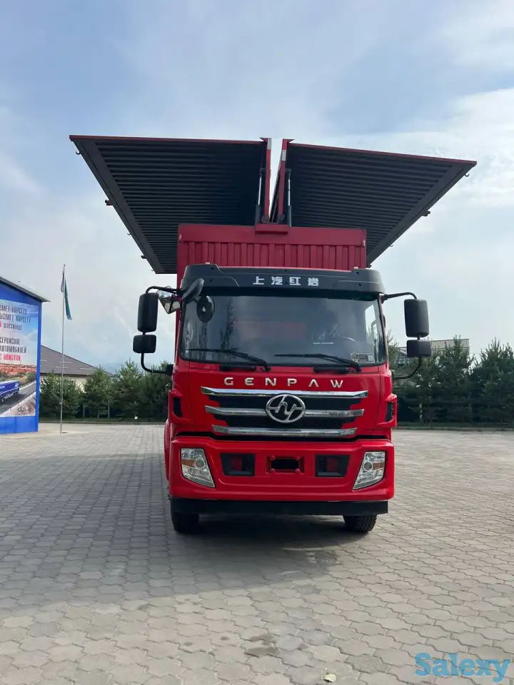 Грузовой автомобиль HONGYAN GENPAW с колесной формулой 4х2, 2023 года выпуска., фотография 6
