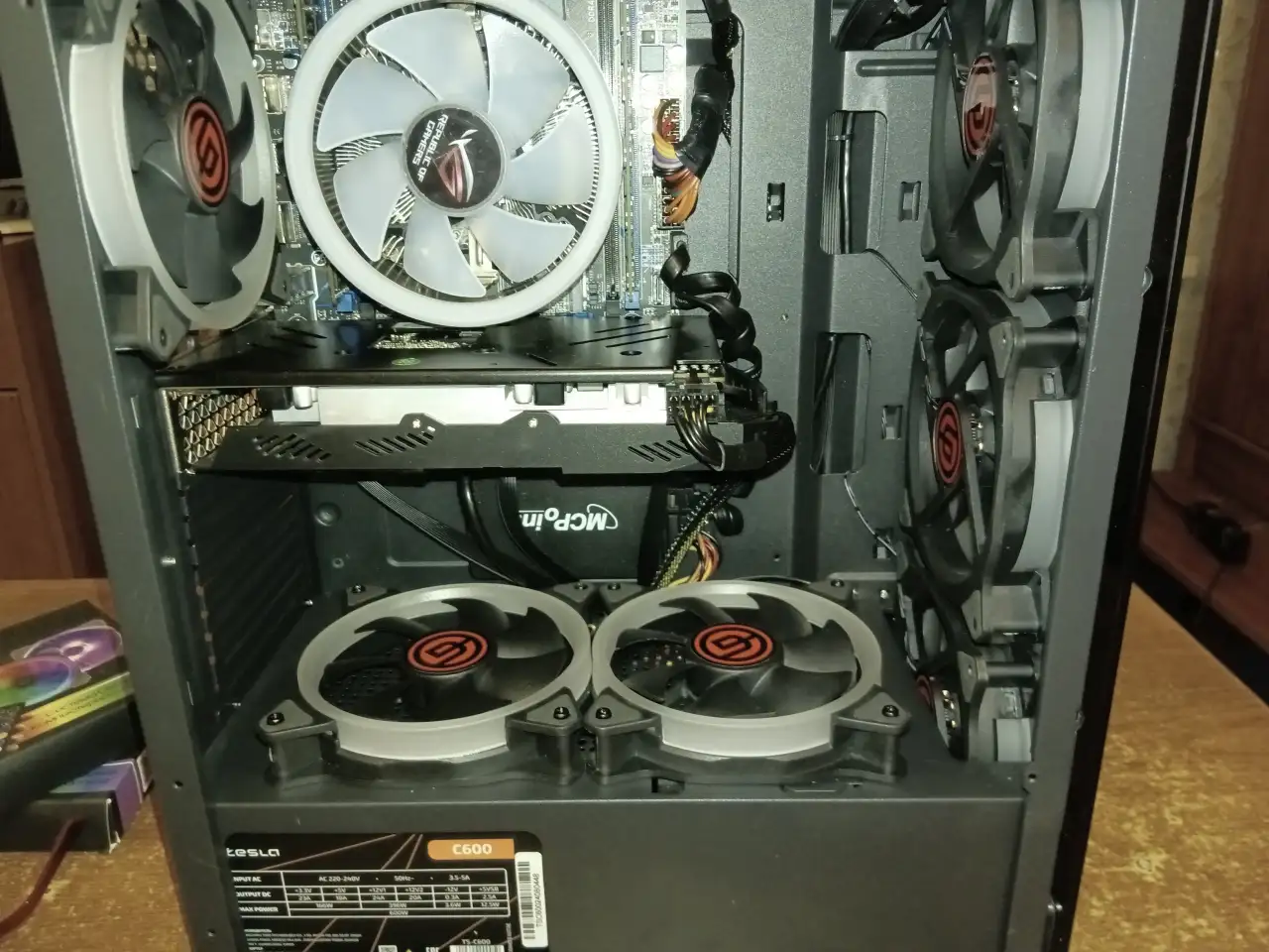 Игровой компьютер Core i7 DDR4 16Gb 2666MHz RX 580 8Gb SSDM.2 256 600W, фотография 3