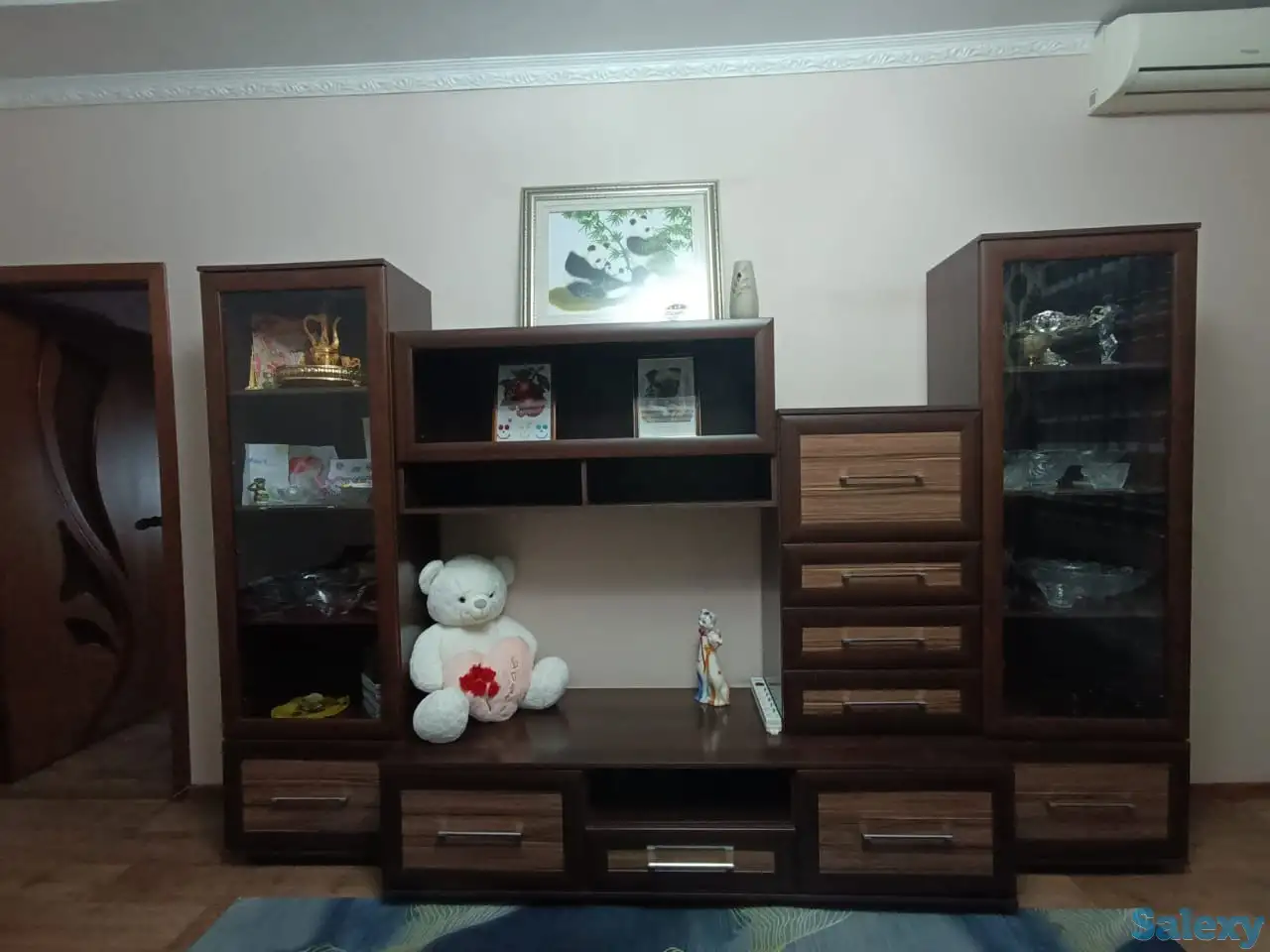 Мебель для гостиной: Стенка-горка+мягкая мебель, фотография 1