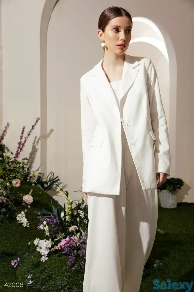 Белый жакет изо льна, фотография 1