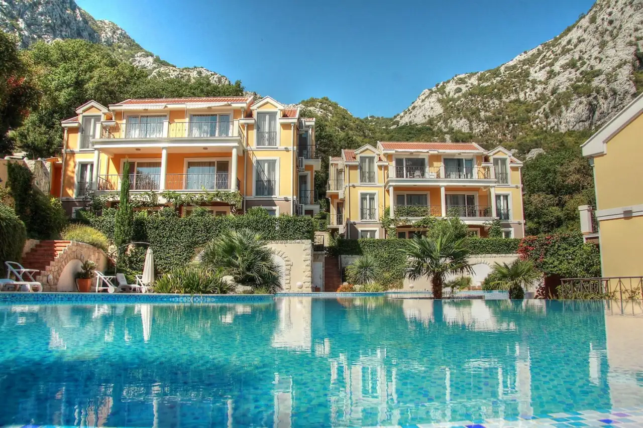 ValueOne  Ваш надёжный партнёр по недвижимости в Черногории., фотография 2