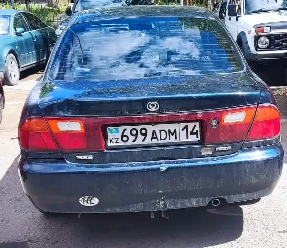 Продам Mazda 323, 1995г, 1,5, 118000км, фотография 2