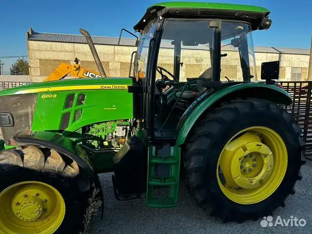 Трактор, фотография 2