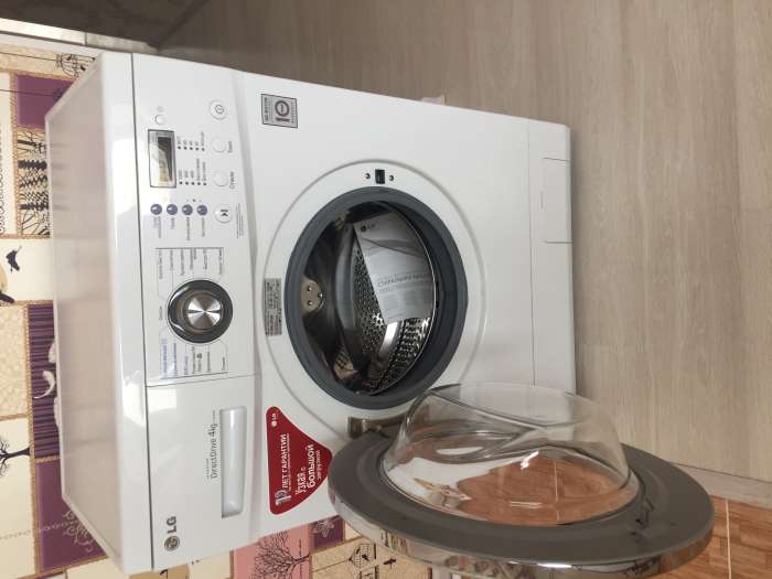 Стиральная машина в отличном состоянии, пользовались год, фотография 1