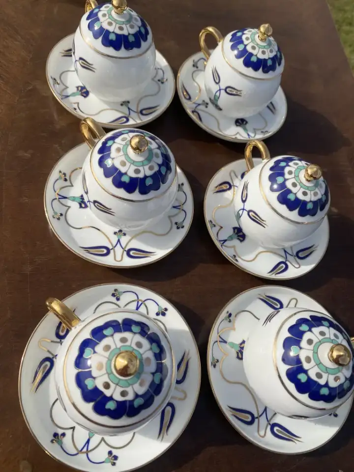 Изысканный порционный фарфоровый сервиз, фотография 1