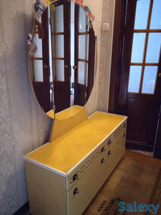 Продам трюмо, фотография 1