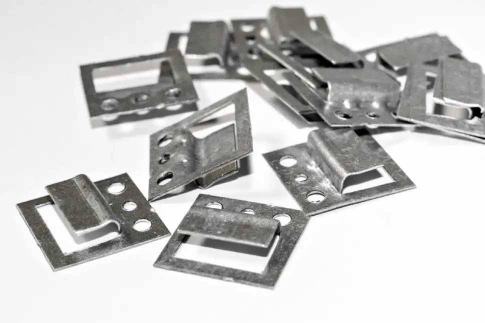 Крепления для отделочных панелей - кляймеры Размер: N2; N4; С5..., Глубина: 5; 6; 3..., фотография 1