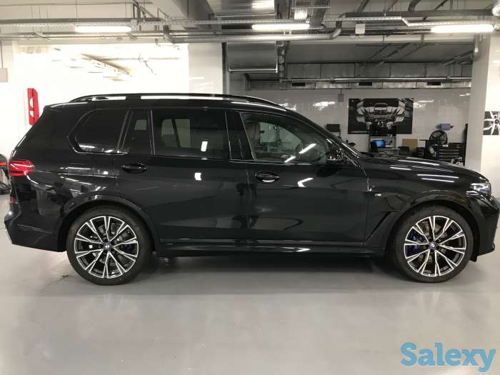 X7 xDrive40i бензин ( Черный на кофе - индивидуал ) 340 л.c. США 7 мест, фотография 2