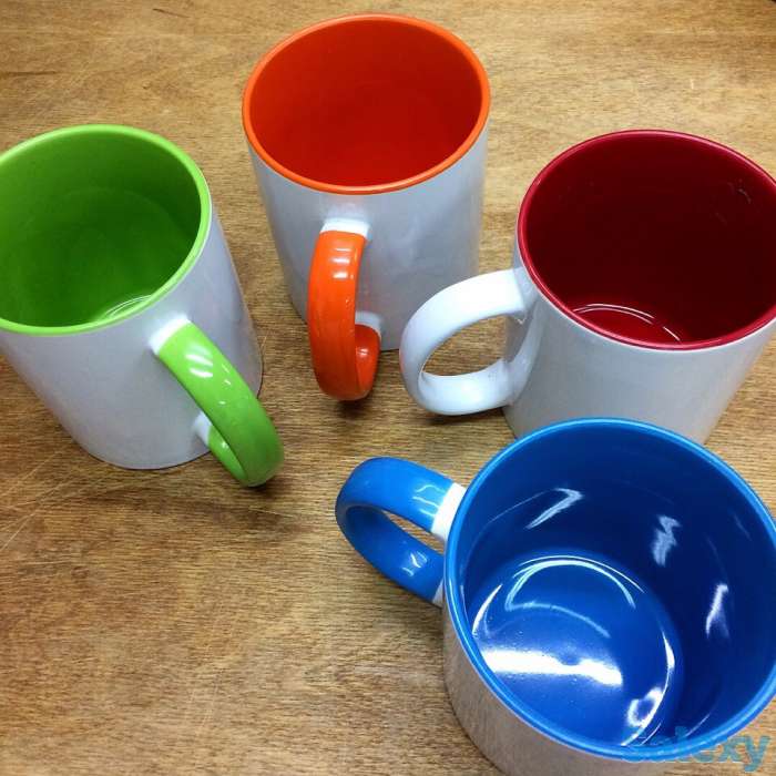 Печать на цветных кружках. Нанесение любых принтов на цветные кружки., фотография 1