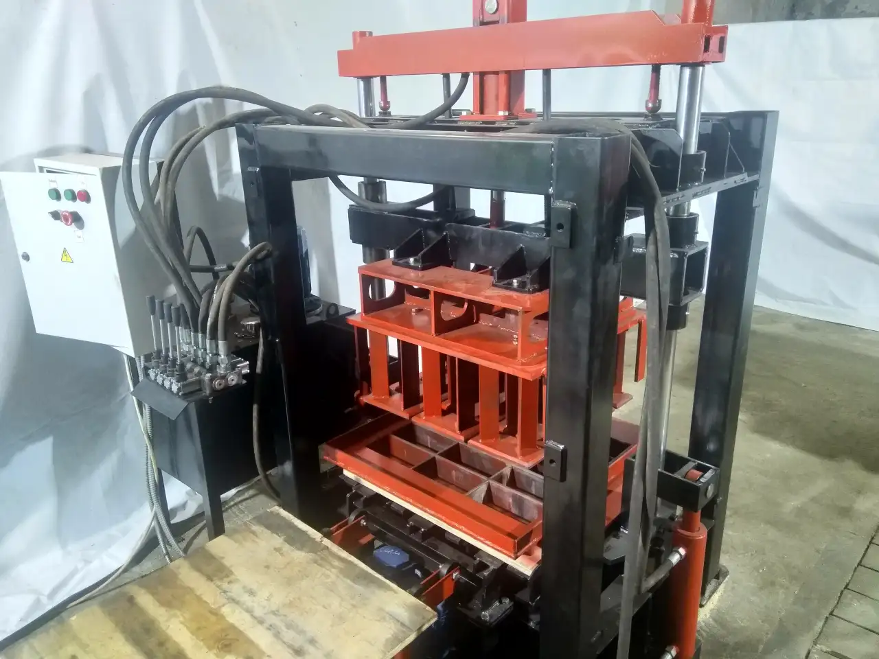 Вибропресс Гранит Старт ВПС-1 для производства плитки, блоков и арболита, фотография 6