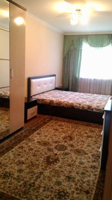 Сдам 2х-комн квартиру на длительный срок, Крылова 26 , фотография 1