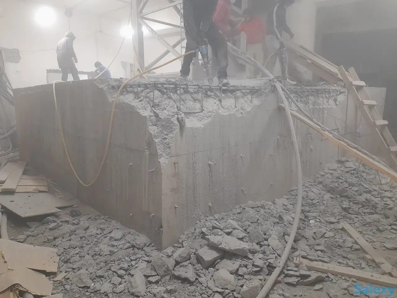 Демонтажная работа,кладка,маналит, крыша,мягкая кровли и тгд, фотография 4