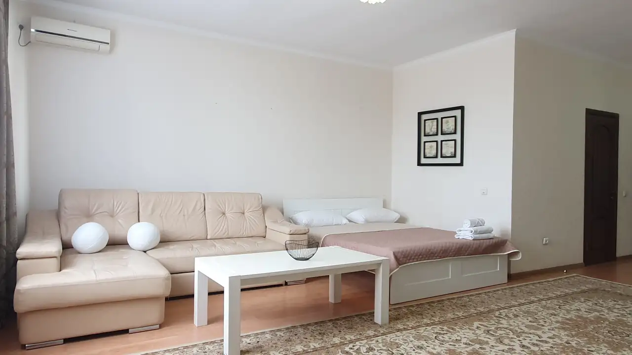 Посуточно 3-х комн.кв с шикарным видом на Байтерек, фотография 10